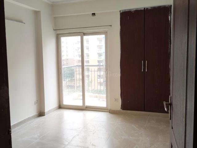 3 BHK Apartment in Noida Extension for rent Greater Noida. The reference number is 20613973
