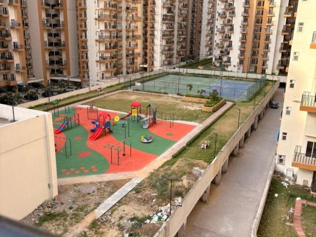 3 BHK Apartment in Noida Extension for rent Greater Noida. The reference number is 20695334