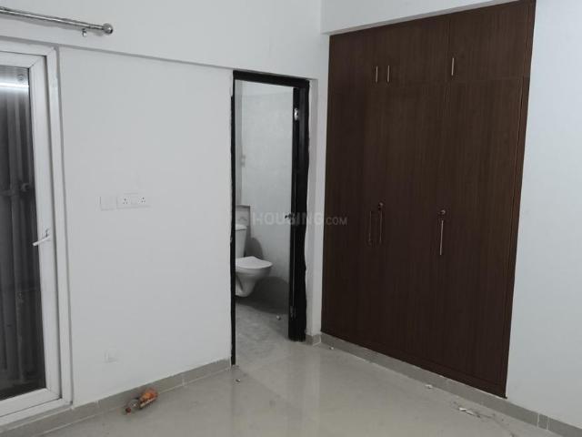 3 BHK Apartment in Noida Extension for rent Greater Noida. The reference number is 20698205