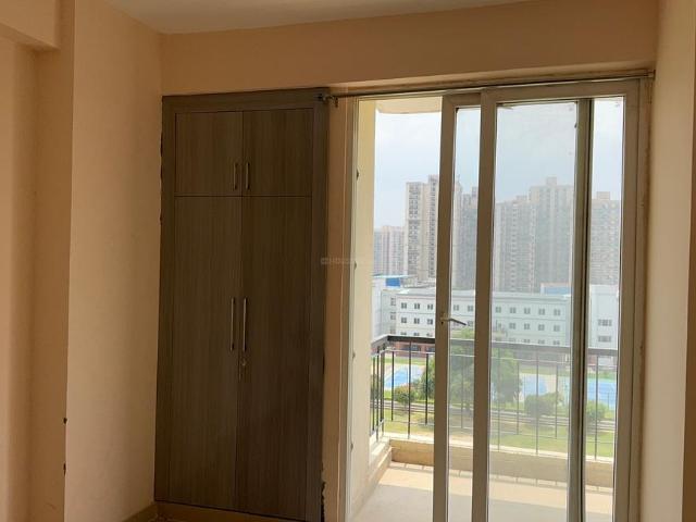 3 BHK Apartment in Noida Extension for rent Greater Noida. The reference number is 20759452