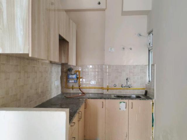3 BHK Apartment in Noida Extension for rent Greater Noida. The reference number is 20796999