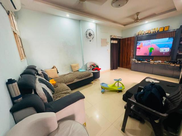 3 BHK Apartment in Noida Extension for rent Greater Noida. The reference number is 20869301