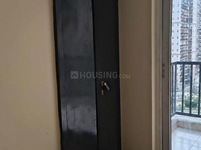 3 BHK Apartment in Noida Extension for rent Greater Noida. The reference number is 20014608