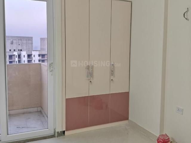 3 BHK Apartment in Noida Extension for rent Greater Noida. The reference number is 20060883