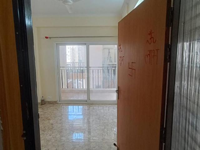 3 BHK Apartment in Noida Extension for rent Greater Noida. The reference number is 20116860