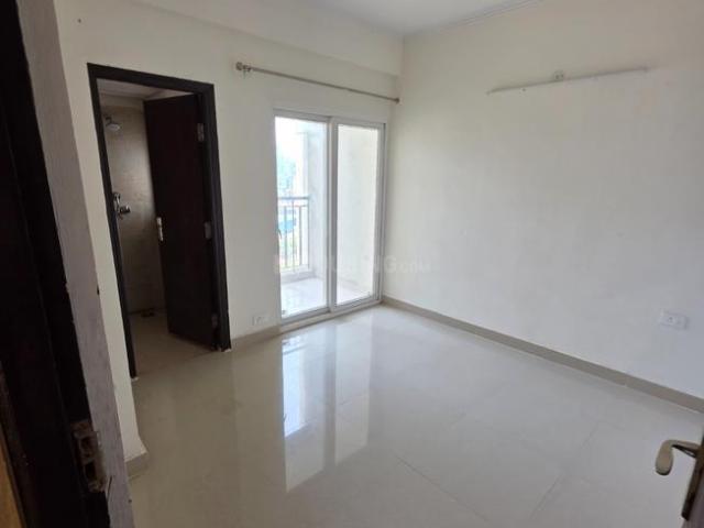 3 BHK Apartment in Noida Extension for rent Greater Noida. The reference number is 20174875