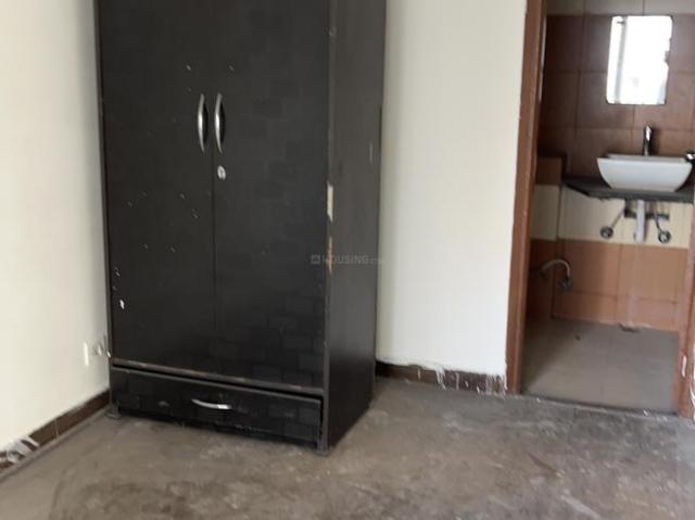 3 BHK Apartment in Noida Extension for rent Greater Noida. The reference number is 20263302