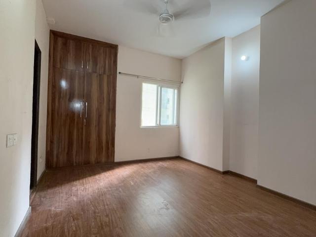 3 BHK Apartment in Noida Extension for rent Greater Noida. The reference number is 20345545