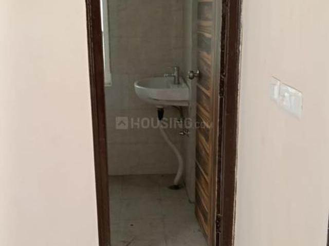 3 BHK Apartment in Noida Extension for rent Greater Noida. The reference number is 20392013