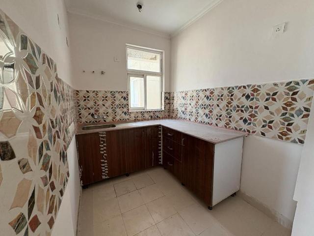 3 BHK Apartment in Noida Extension for rent Greater Noida. The reference number is 21010087