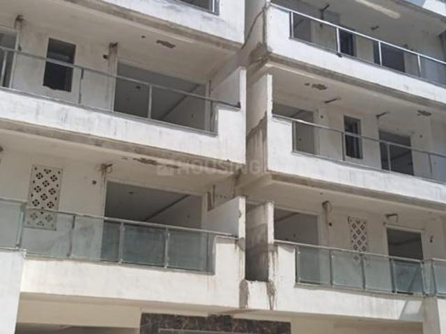3 BHK Apartment in Noida Extension for resale Greater Noida. The reference number is 15506111