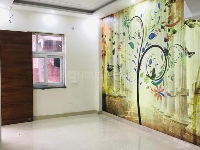 3 BHK Apartment in Noida Extension for resale Greater Noida. The reference number is 17724514