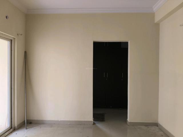 3 BHK Apartment in Noida Extension for resale Greater Noida. The reference number is 18766447