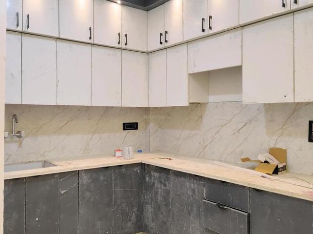 3 BHK Apartment in Noida Extension for resale Greater Noida. The reference number is 18863840