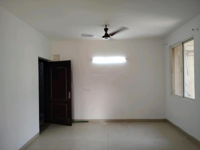3 BHK Apartment in Noida Extension for resale Greater Noida. The reference number is 18813820