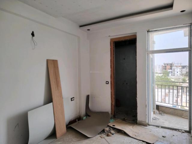 3 BHK Apartment in Noida Extension for resale Greater Noida. The reference number is 18951166