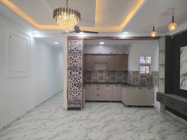 3 BHK Apartment in Noida Extension for resale Greater Noida. The reference number is 19092998