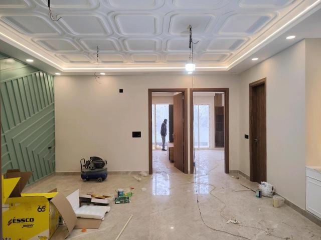 3 BHK Apartment in Noida Extension for resale Greater Noida. The reference number is 19139468
