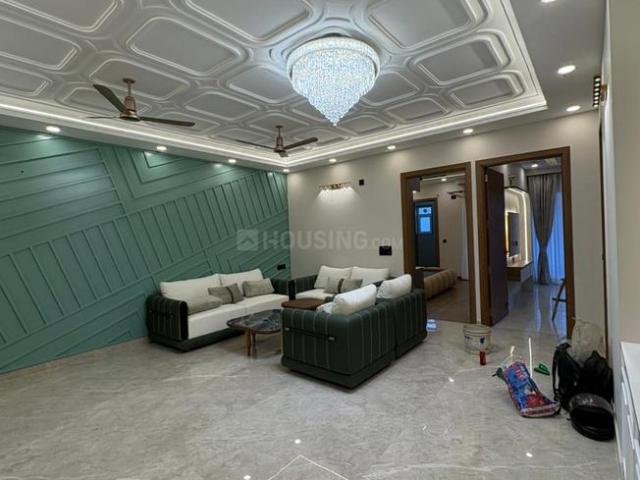3 BHK Apartment in Noida Extension for resale Greater Noida. The reference number is 19139431