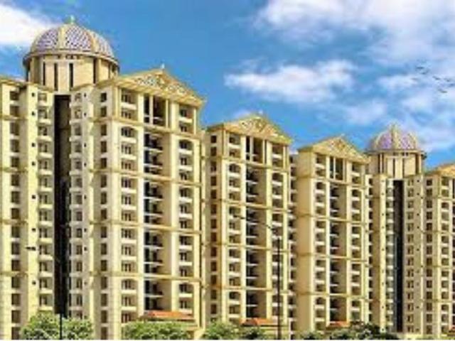 3 BHK Apartment in Noida Extension for resale Greater Noida. The reference number is 19304386