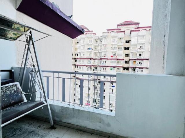 3 BHK Apartment in Noida Extension for resale Greater Noida. The reference number is 19488495