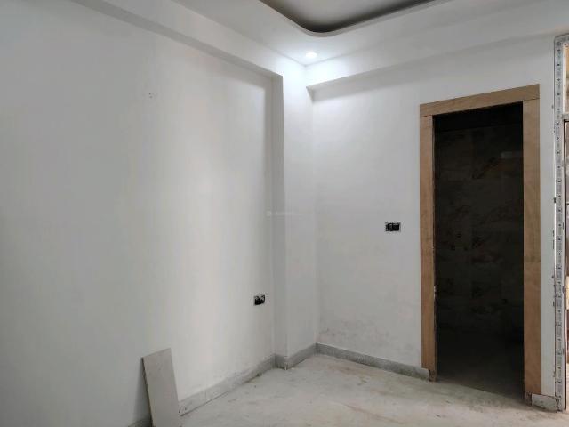 3 BHK Apartment in Noida Extension for resale Greater Noida. The reference number is 19496694