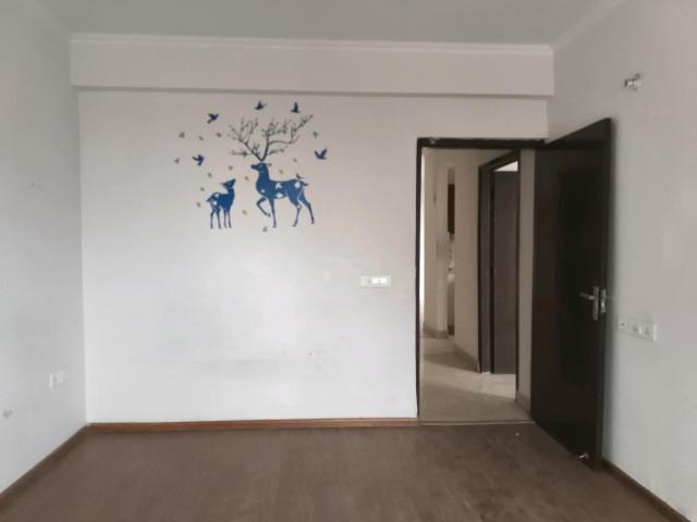 3 BHK Apartment in Noida Extension for resale Greater Noida. The reference number is 19432967