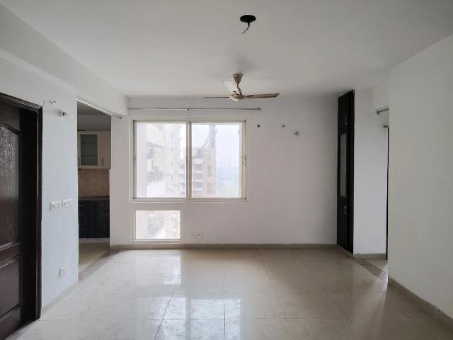 3 BHK Apartment in Noida Extension for resale Greater Noida. The reference number is 19660607