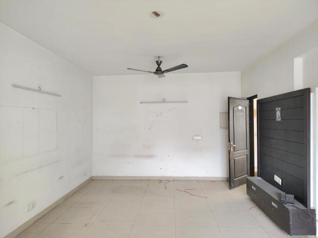 3 BHK Apartment in Noida Extension for resale Greater Noida. The reference number is 19660795