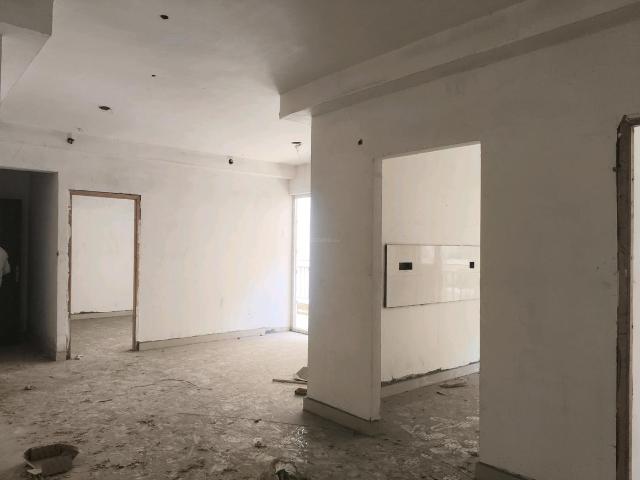 3 BHK Apartment in Noida Extension for resale Greater Noida. The reference number is 19602661