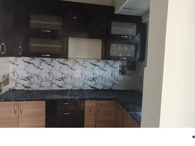 3 BHK Apartment in Noida Extension for resale Greater Noida. The reference number is 19612435