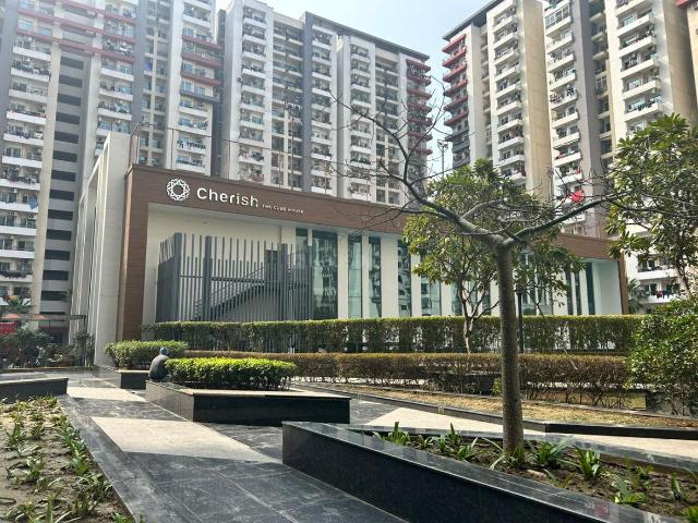 3 BHK Apartment in Noida Extension for resale Greater Noida. The reference number is 19742934