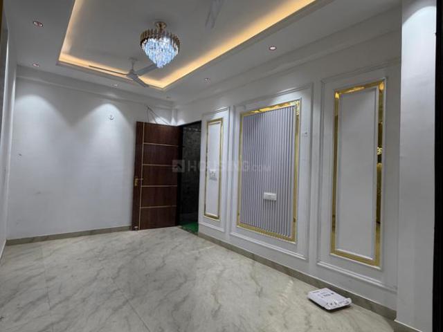 3 BHK Apartment in Noida Extension for resale Greater Noida. The reference number is 19759048
