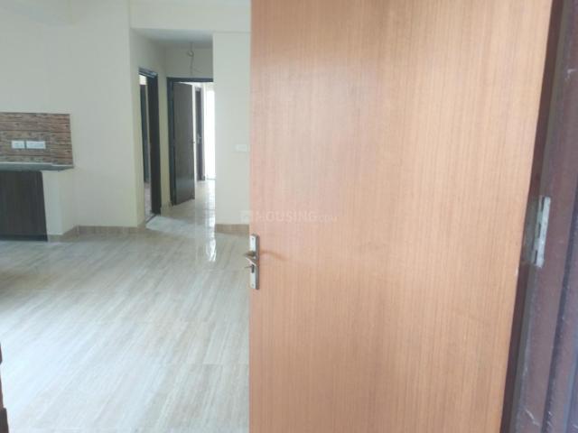 3 BHK Apartment in Noida Extension for resale Greater Noida. The reference number is 19775796