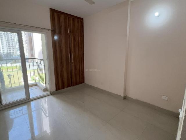 3 BHK Apartment in Noida Extension for resale Greater Noida. The reference number is 19785072
