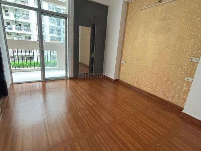 3 BHK Apartment in Noida Extension for resale Greater Noida. The reference number is 19795686