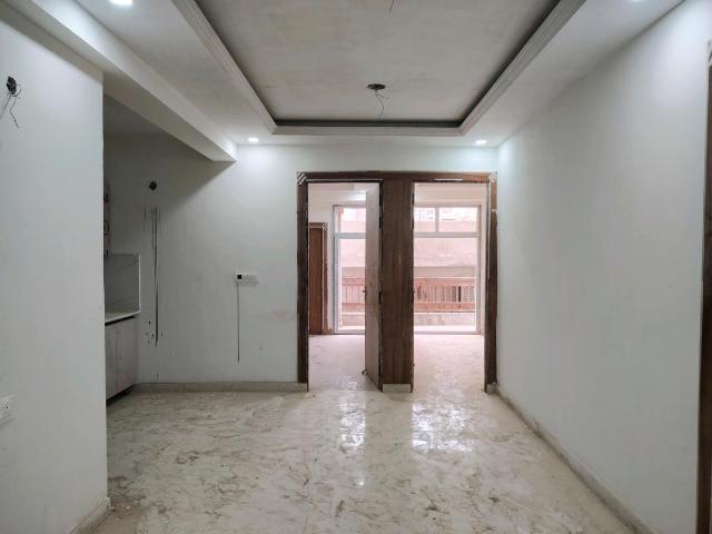 3 BHK Apartment in Noida Extension for resale Greater Noida. The reference number is 19719232