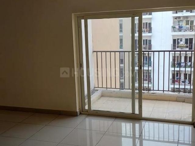 3 BHK Apartment in Noida Extension for resale Greater Noida. The reference number is 19843673