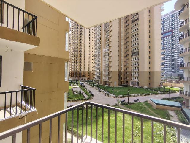 3 BHK Apartment in Noida Extension for resale Greater Noida. The reference number is 19851398