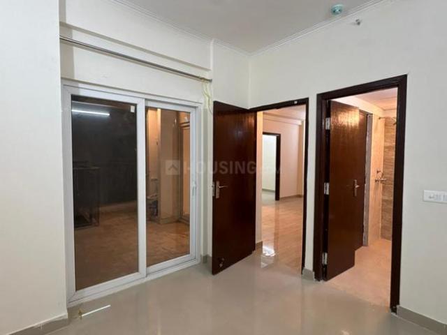 3 BHK Apartment in Noida Extension for resale Greater Noida. The reference number is 19866956