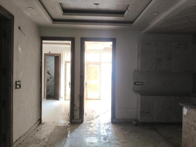 3 BHK Apartment in Noida Extension for resale Greater Noida. The reference number is 19809078