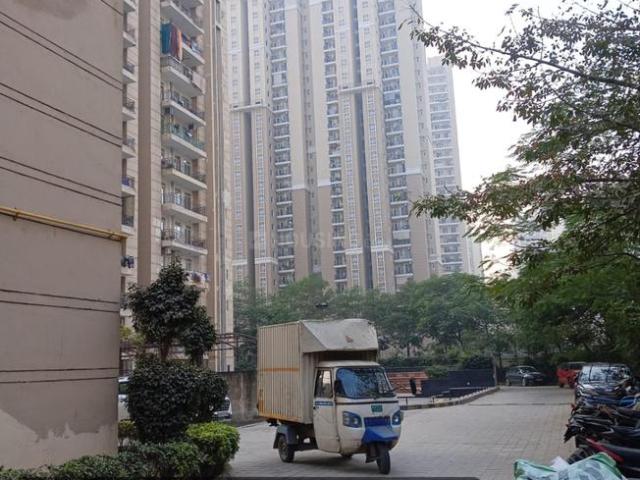 3 BHK Apartment in Noida Extension for resale Greater Noida. The reference number is 19959908