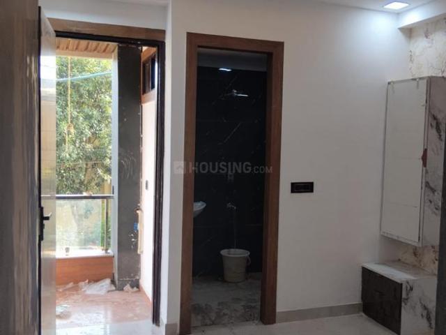 3 BHK Apartment in Noida Extension for resale Greater Noida. The reference number is 19972637
