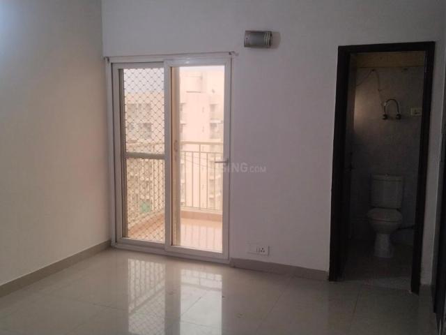 3 BHK Apartment in Noida Extension for resale Greater Noida. The reference number is 19975465