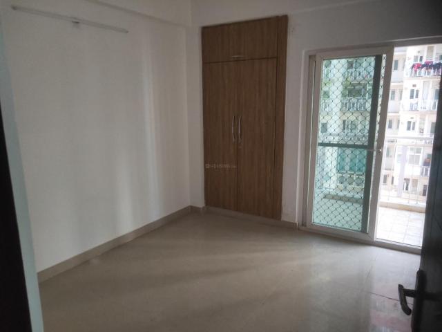 3 BHK Apartment in Noida Extension for resale Greater Noida. The reference number is 19977888