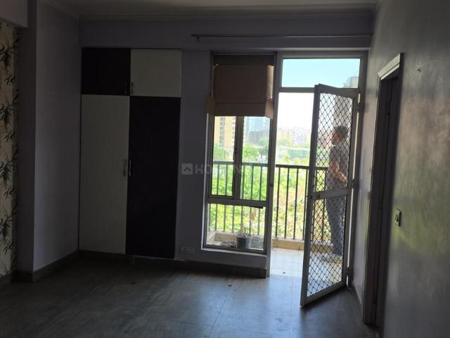 3 BHK Apartment in Noida Extension for resale Greater Noida. The reference number is 19983370