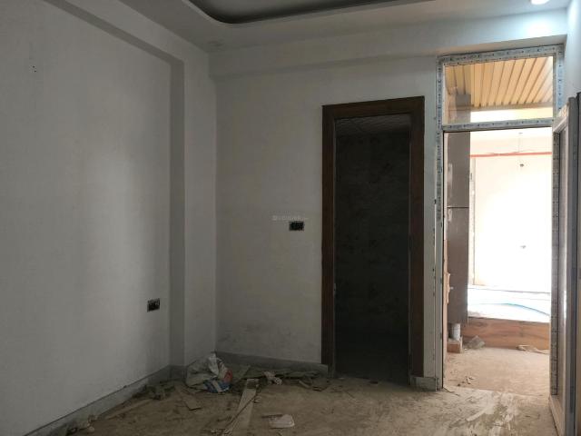 3 BHK Apartment in Noida Extension for resale Greater Noida. The reference number is 19993997