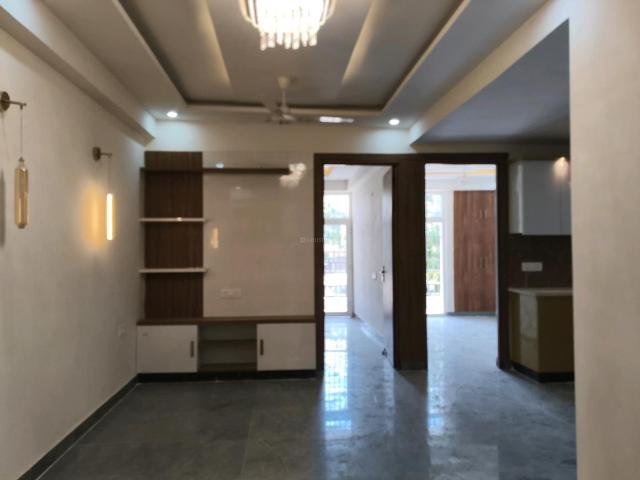 3 BHK Apartment in Noida Extension for resale Greater Noida. The reference number is 19907111