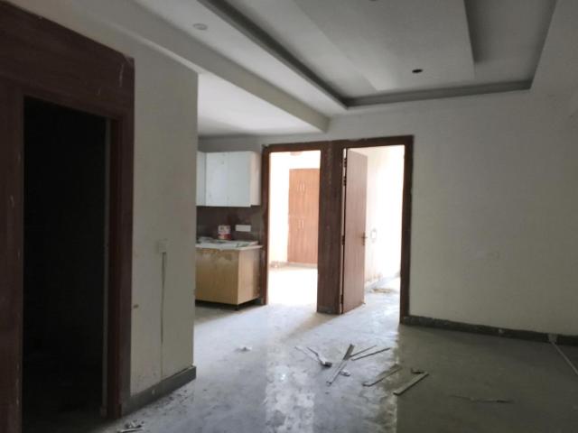 3 BHK Apartment in Noida Extension for resale Greater Noida. The reference number is 19907124
