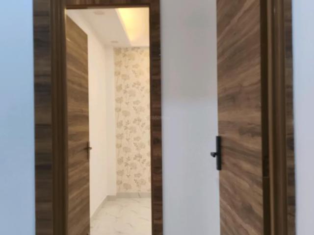 3 BHK Apartment in Noida Extension for resale Greater Noida. The reference number is 19924936